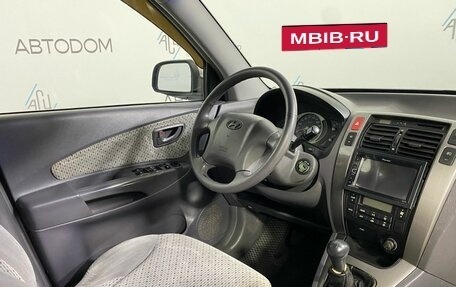 Hyundai Tucson III, 2005 год, 695 000 рублей, 11 фотография