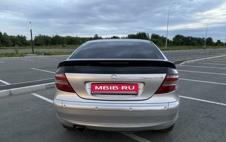 Mercedes-Benz C-Класс, 2005 год, 1 000 000 рублей, 6 фотография