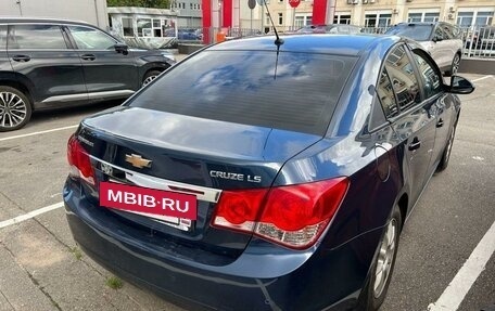 Chevrolet Cruze II, 2011 год, 700 000 рублей, 3 фотография