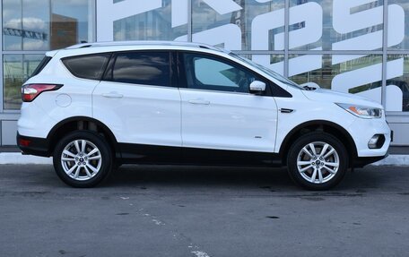 Ford Kuga III, 2017 год, 1 989 000 рублей, 5 фотография