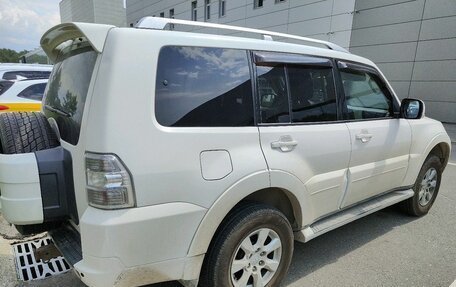 Mitsubishi Pajero IV, 2011 год, 2 197 000 рублей, 14 фотография