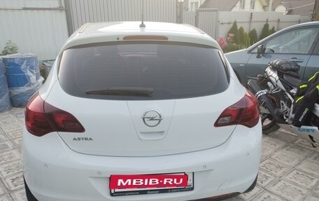 Opel Astra J, 2012 год, 720 000 рублей, 3 фотография