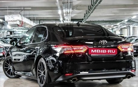 Toyota Camry, 2020 год, 3 647 000 рублей, 2 фотография