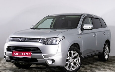 Mitsubishi Outlander III рестайлинг 3, 2014 год, 1 465 000 рублей, 1 фотография