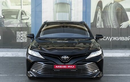 Toyota Camry, 2018 год, 2 890 000 рублей, 3 фотография