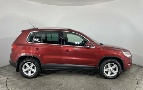 Volkswagen Tiguan I, 2010 год, 1 000 000 рублей, 4 фотография