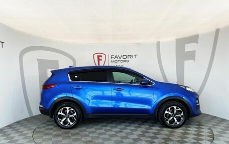 KIA Sportage IV рестайлинг, 2021 год, 2 400 000 рублей, 4 фотография