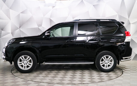 Toyota Land Cruiser Prado 150 рестайлинг 2, 2013 год, 3 299 000 рублей, 2 фотография