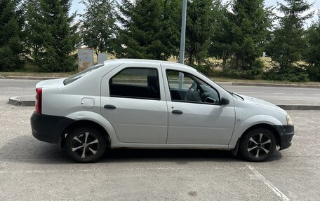 Renault Logan I, 2013 год, 330 000 рублей, 2 фотография