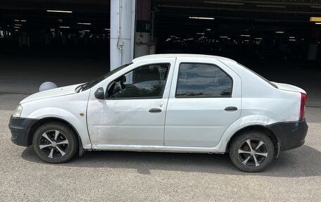 Renault Logan I, 2013 год, 330 000 рублей, 4 фотография