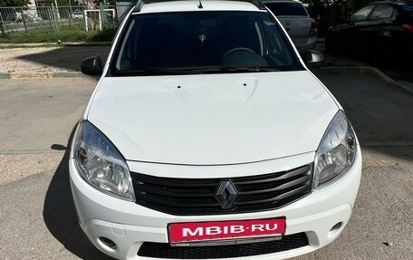 Renault Sandero I, 2012 год, 800 000 рублей, 1 фотография