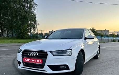 Audi A4, 2012 год, 1 150 000 рублей, 1 фотография