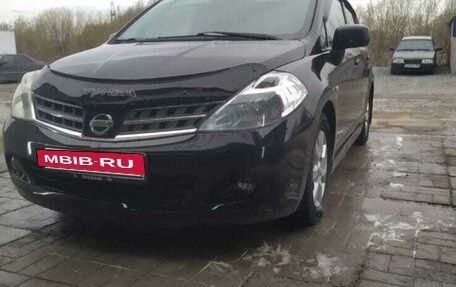 Nissan Tiida, 2011 год, 800 000 рублей, 3 фотография