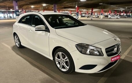 Mercedes-Benz A-Класс, 2014 год, 3 000 000 рублей, 1 фотография