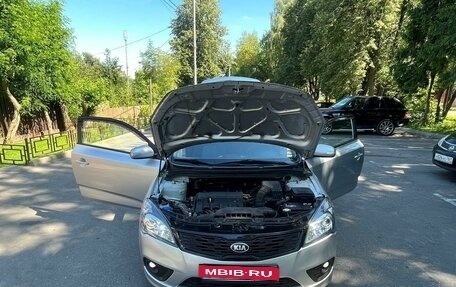 KIA cee'd I рестайлинг, 2011 год, 820 000 рублей, 1 фотография