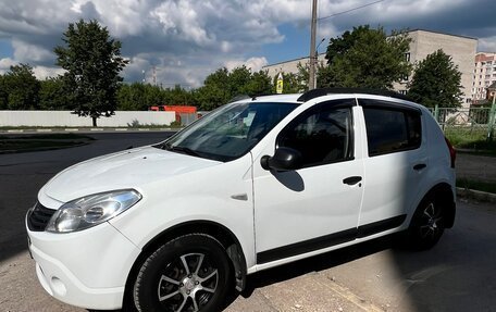 Renault Sandero I, 2012 год, 800 000 рублей, 6 фотография