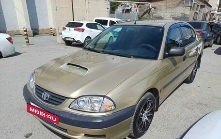 Toyota Avensis III рестайлинг, 2002 год, 365 000 рублей, 3 фотография