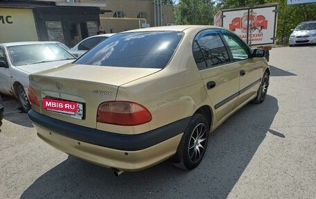 Toyota Avensis III рестайлинг, 2002 год, 365 000 рублей, 5 фотография