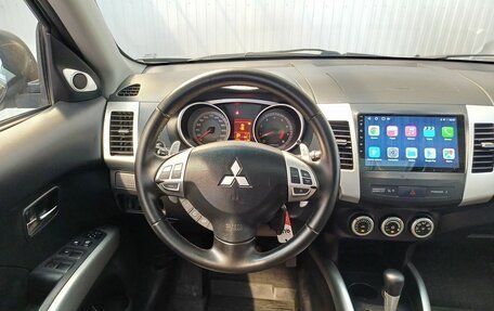 Mitsubishi Outlander III рестайлинг 3, 2008 год, 1 239 000 рублей, 9 фотография