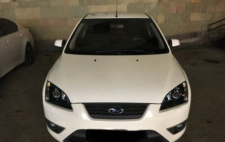 Ford Focus II рестайлинг, 2005 год, 700 000 рублей, 3 фотография