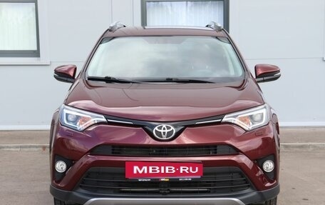 Toyota RAV4, 2018 год, 2 899 000 рублей, 2 фотография