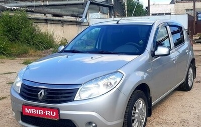 Renault Sandero I, 2014 год, 820 000 рублей, 1 фотография