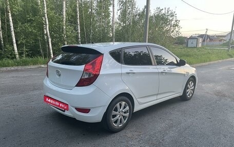 Hyundai Solaris II рестайлинг, 2013 год, 950 000 рублей, 5 фотография