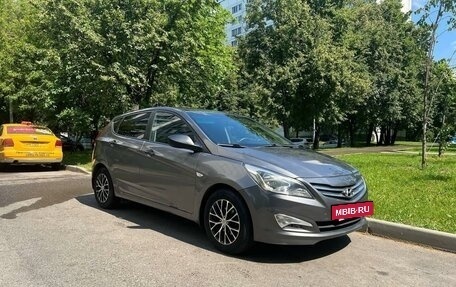 Hyundai Solaris II рестайлинг, 2015 год, 910 000 рублей, 6 фотография