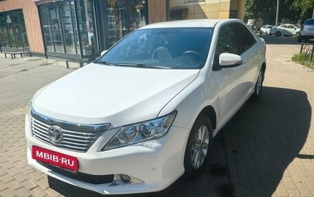 Toyota Camry, 2014 год, 1 568 000 рублей, 1 фотография