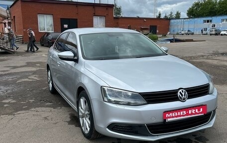 Volkswagen Jetta VI, 2013 год, 1 170 000 рублей, 3 фотография