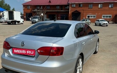 Volkswagen Jetta VI, 2013 год, 1 170 000 рублей, 4 фотография