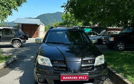 Mitsubishi Outlander III рестайлинг 3, 2006 год, 670 000 рублей, 1 фотография