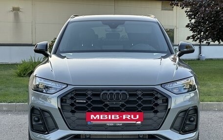 Audi Q5, 2021 год, 6 490 000 рублей, 2 фотография