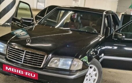 Mercedes-Benz C-Класс, 1998 год, 650 000 рублей, 2 фотография