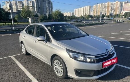 Citroen C4 II рестайлинг, 2019 год, 1 920 000 рублей, 2 фотография