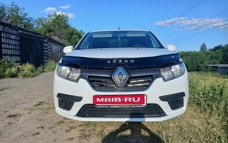 Renault Logan II, 2019 год, 810 000 рублей, 2 фотография