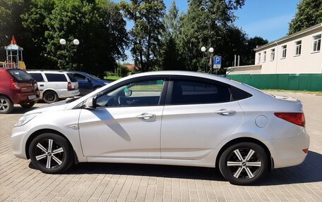 Hyundai Solaris II рестайлинг, 2014 год, 1 100 000 рублей, 7 фотография