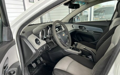 Chevrolet Cruze II, 2012 год, 550 000 рублей, 10 фотография