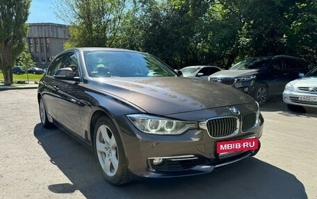 BMW 3 серия, 2012 год, 1 900 000 рублей, 3 фотография