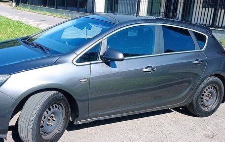 Opel Astra J, 2011 год, 950 000 рублей, 6 фотография