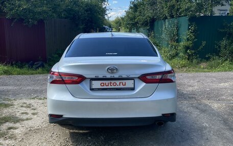 Toyota Camry, 2018 год, 2 900 000 рублей, 8 фотография