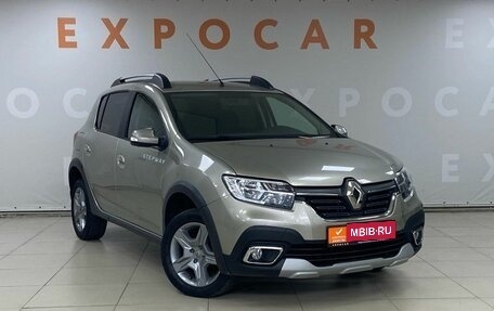 Renault Sandero II рестайлинг, 2019 год, 1 377 000 рублей, 3 фотография