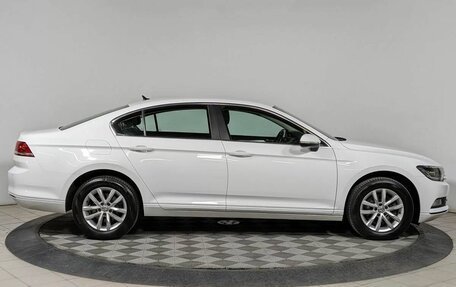 Volkswagen Passat B8 рестайлинг, 2019 год, 2 179 500 рублей, 8 фотография