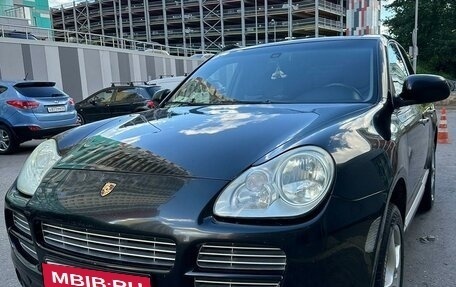 Porsche Cayenne III, 2005 год, 880 000 рублей, 2 фотография