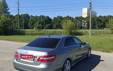 Mercedes-Benz E-Класс, 2012 год, 1 850 000 рублей, 3 фотография