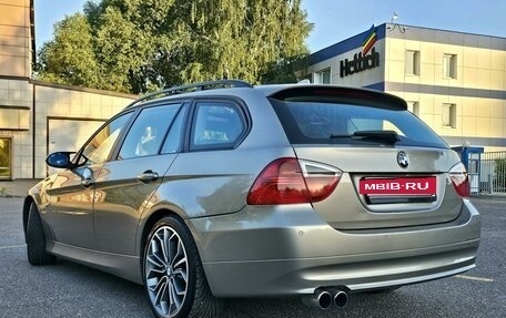 BMW 3 серия, 2007 год, 1 370 000 рублей, 7 фотография