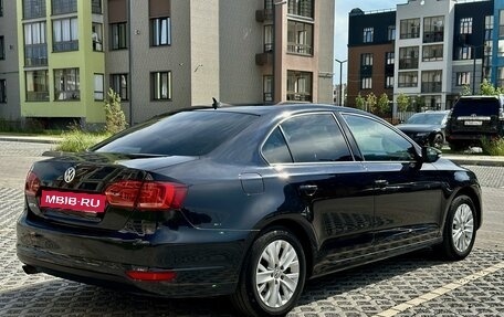 Volkswagen Jetta VI, 2014 год, 1 290 000 рублей, 4 фотография