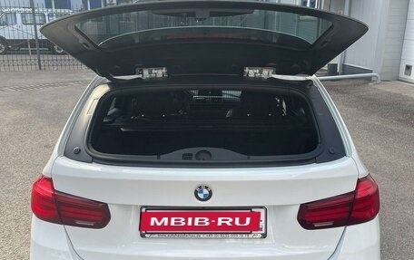 BMW 3 серия, 2018 год, 3 000 000 рублей, 6 фотография