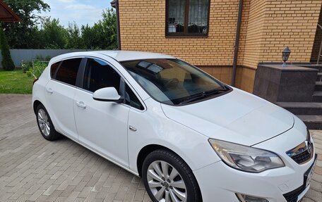 Opel Astra J, 2012 год, 670 000 рублей, 4 фотография