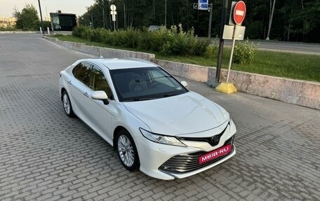 Toyota Camry, 2020 год, 3 650 000 рублей, 5 фотография